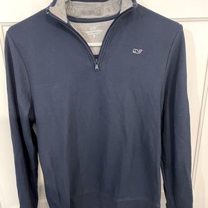 Vineyard Vines Saltwater 3/4 zip pullover. Boys size XL. Navy